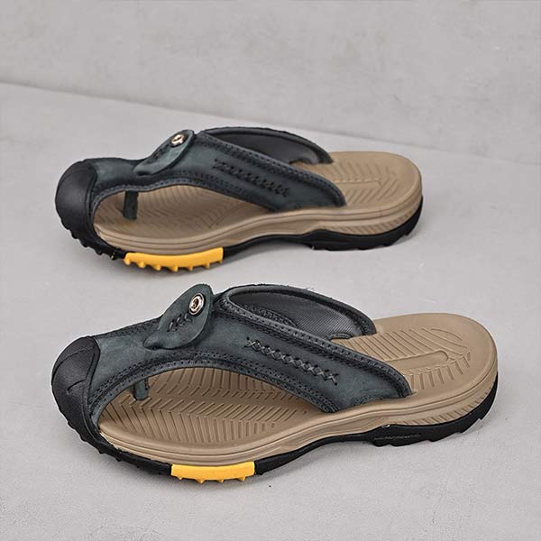 Sandália Masculina Naxos com Alças Flip-Flop e Conforto