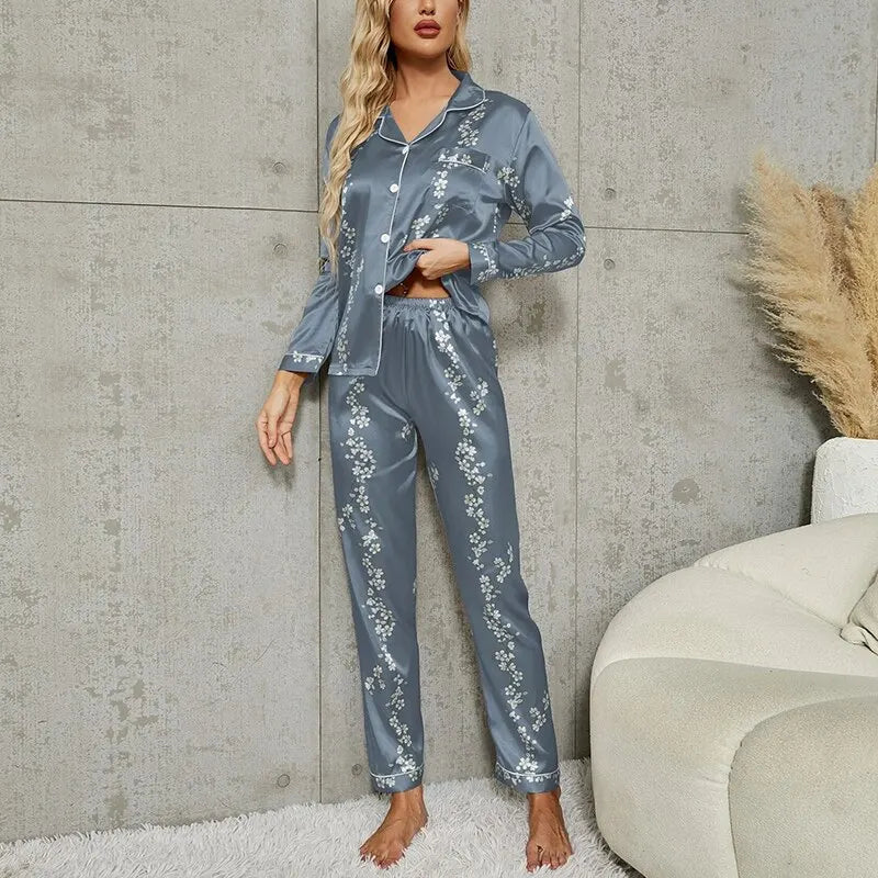 Conjunto Pijama Feminino de Cetim Moon