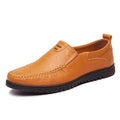 Sapato Casual Firebird com Acabamento em Couro e Design Slip-On